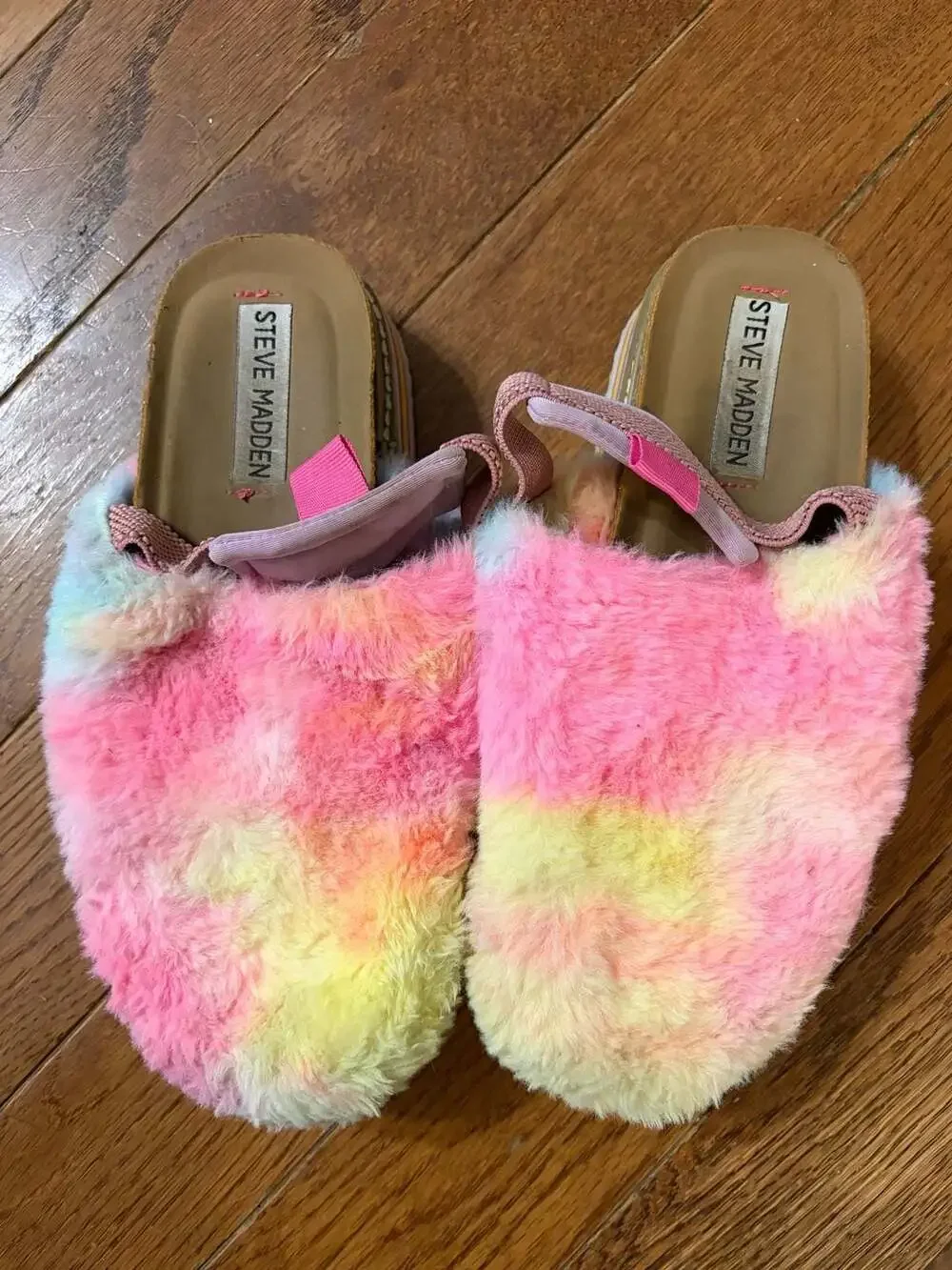 Steve Madden KATHY Kids Tie-Dye Faux Fur Platform Slingback Slippers